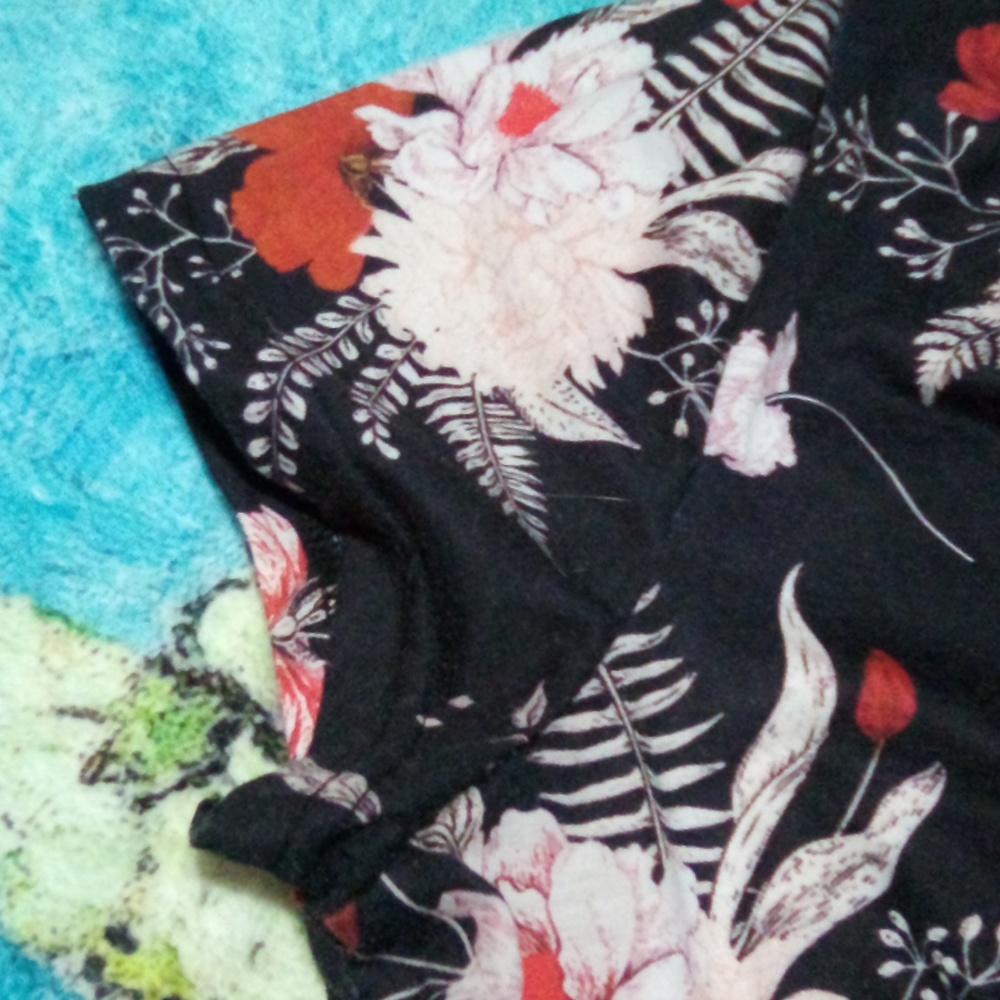 Ouges Black Floral Wrap Dress Size L. - image 4